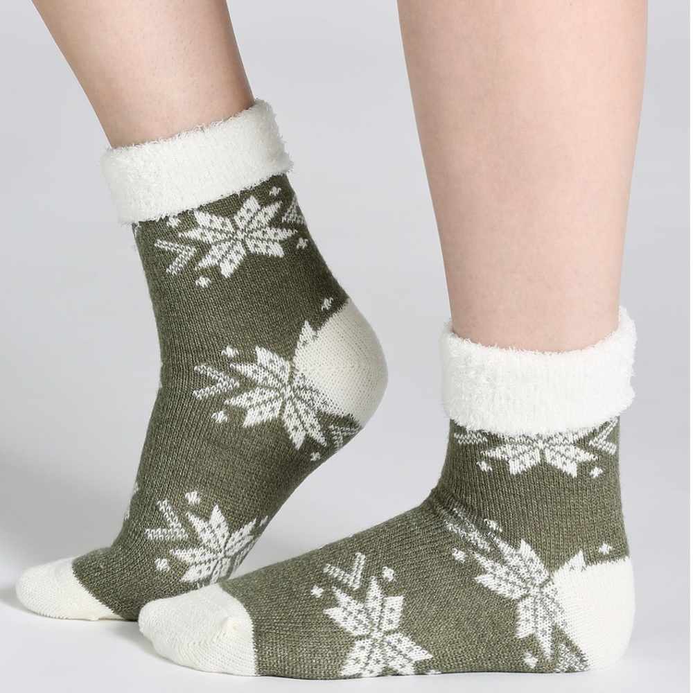 Field and Stream cabin socks